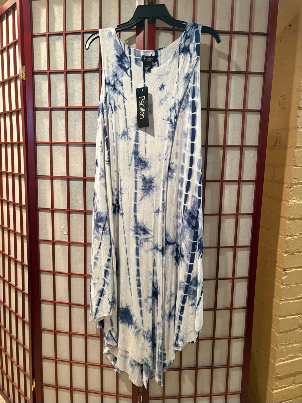 Papillon Blanc Blue and White Tie-Dye Sleeveless Top